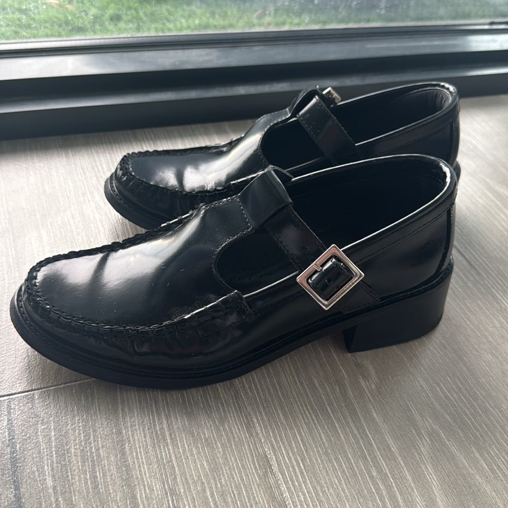 G.H. Bass Women's Mary Jane Heel Loafer in Black - Picture 5 of 7
